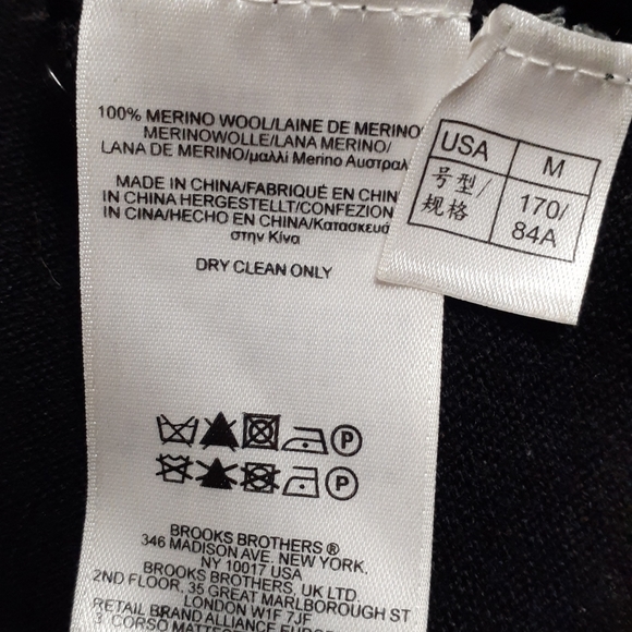 Brooks Brothers Marino wool 346 cardigan sweater. Black, Gray, Red Size M - Picture 7 of 7